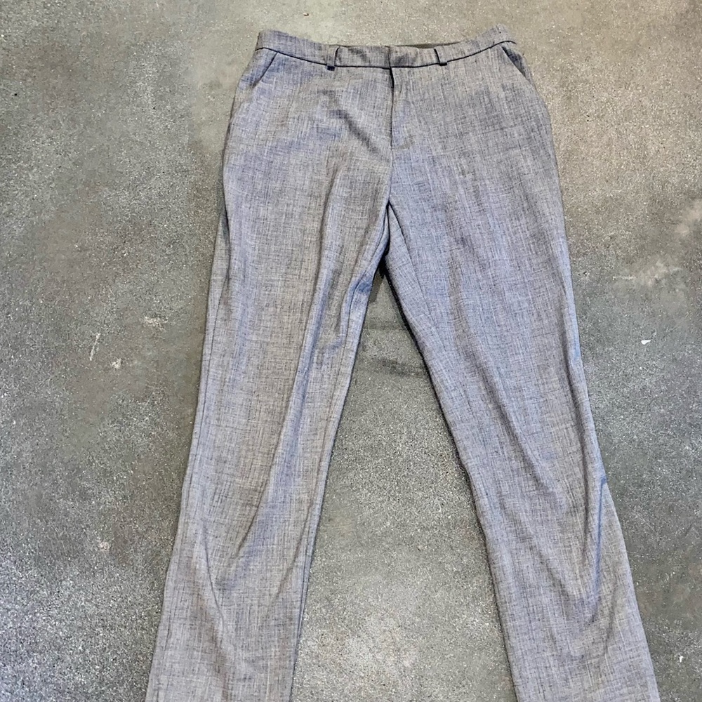 LIKE NEW Stradivarius Gray Stretch Cigarette Pants Straight Slim Mid Rise Ankle - Picture 3 of 5